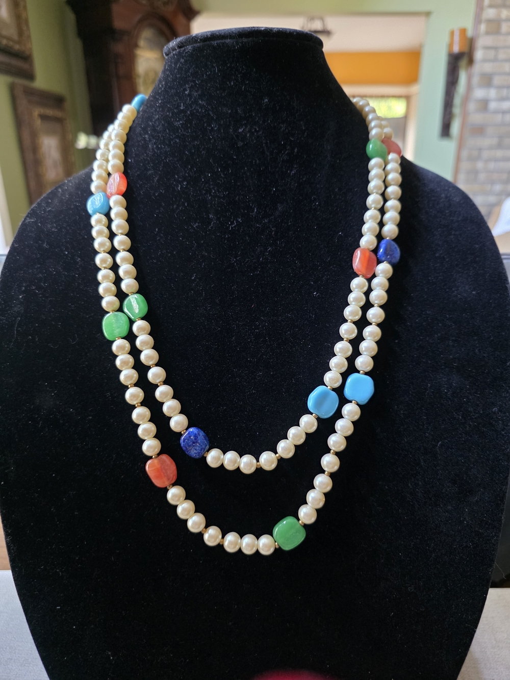 Multicolor Pearl Bead Necklace with Gemstone Accent